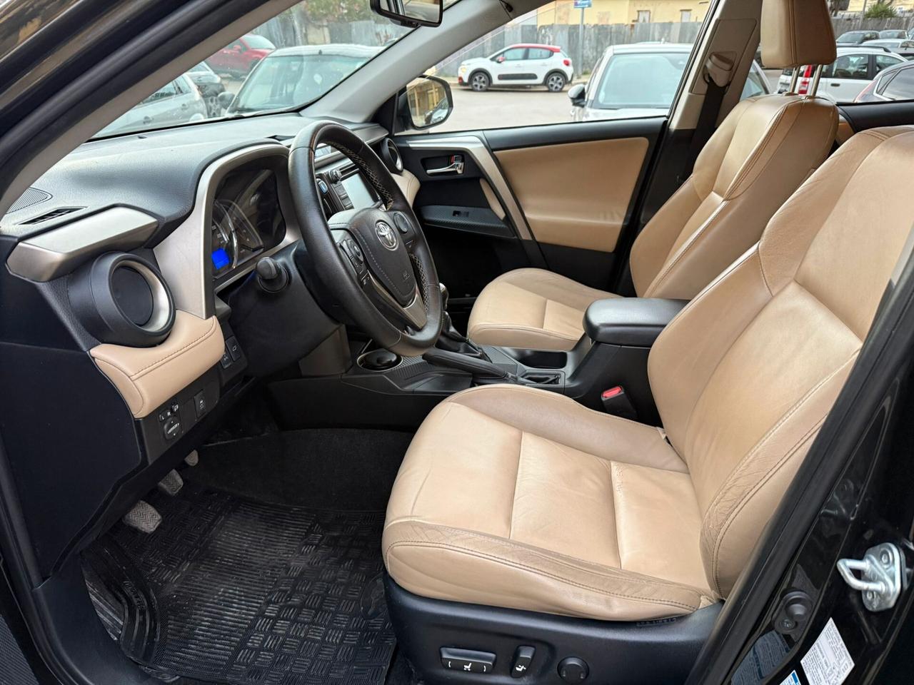 Toyota RAV 4 RAV4 2.0 D-4D 4WD Lounge