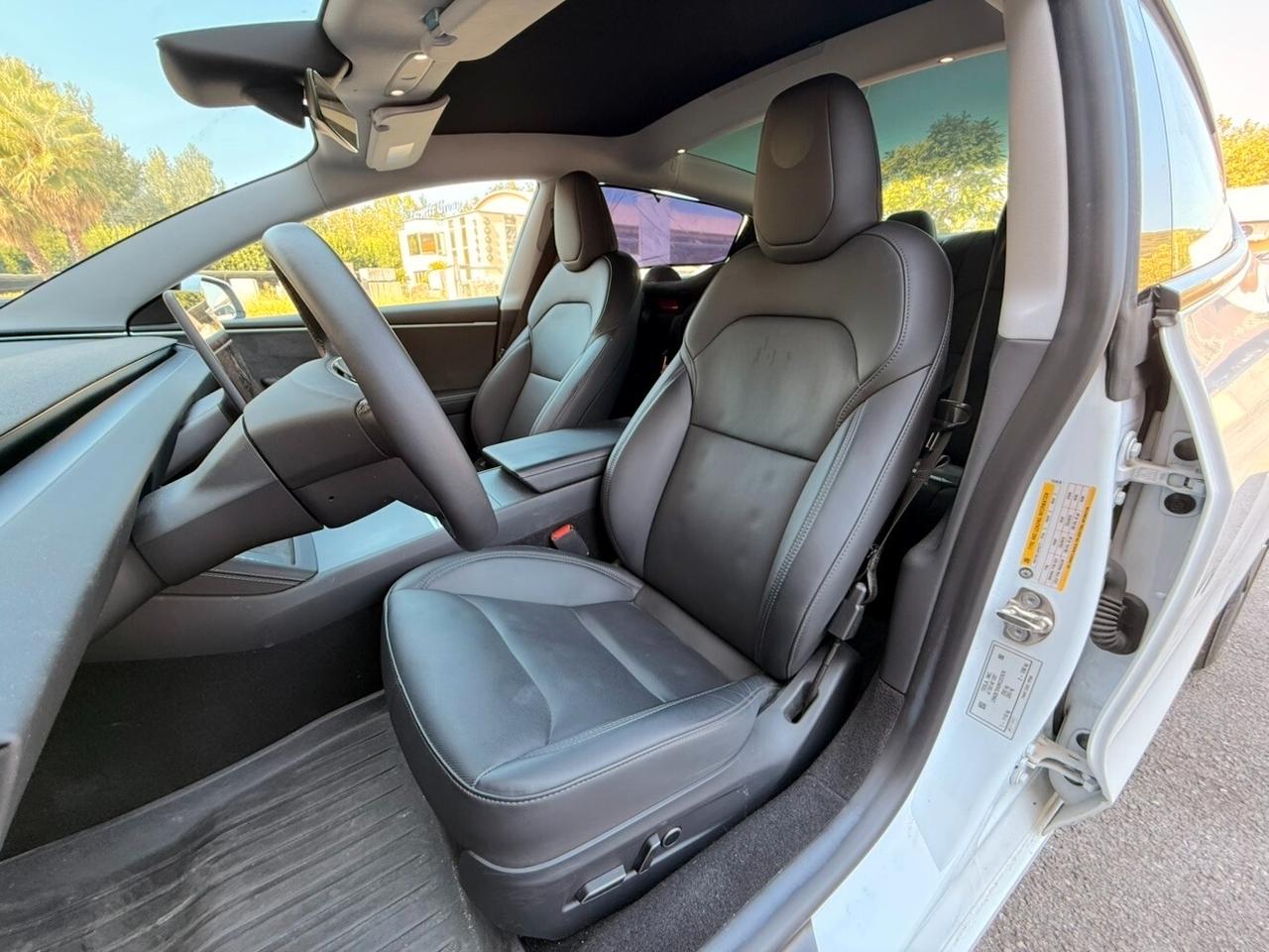 Tesla Model 3 Restyling Highland Premium