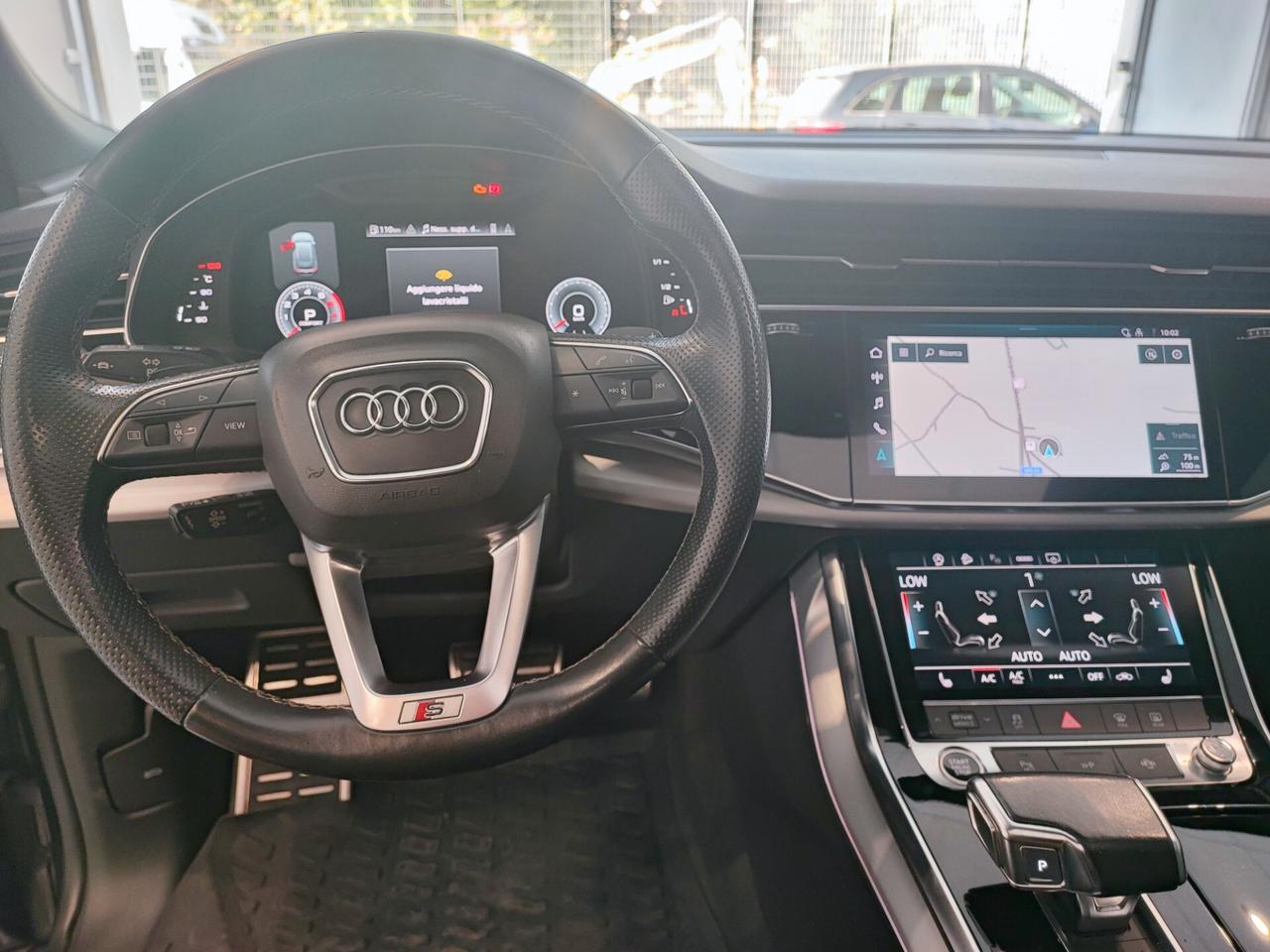 Audi Q8 55 TFSI e quattro tiptronic Sport