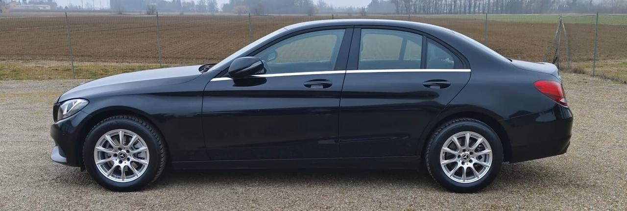 Mercedes-benz C 180 d Auto Premium