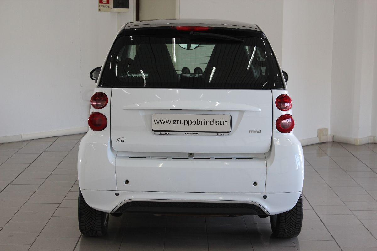 SMART - Fortwo - 1000 52 kW MHD coupé passion