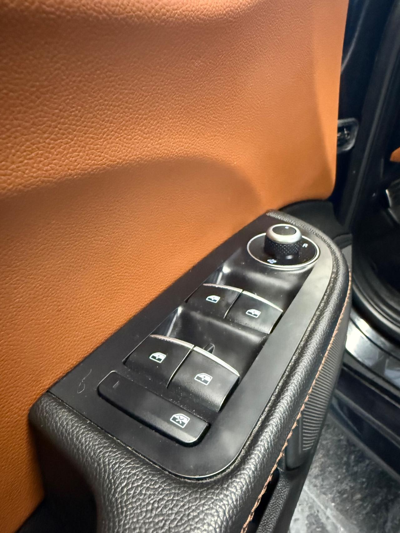 Alfa Romeo Giulia 2.2 Turbodiesel 210 CV AT8 AWD Q4 Veloce