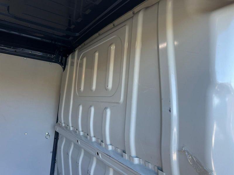 Peugeot Boxer Boxer 330 2.2 BlueHDi 120 S&S PM-TN Furgone