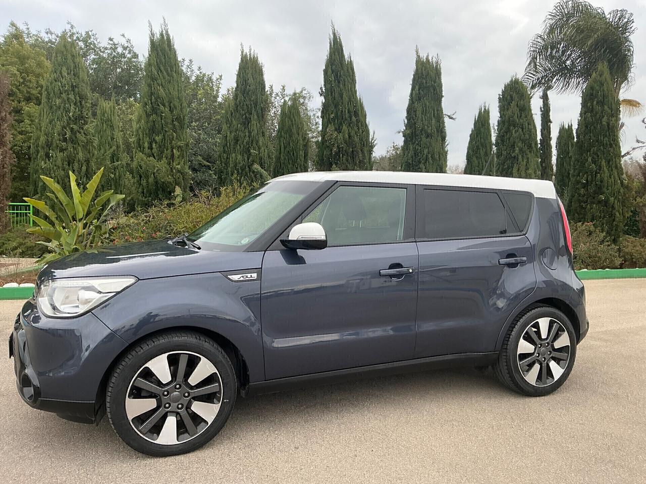 KIA SOUL 1.6 CRDI 136 Cv STRAFULL BI-COLOR 10/2016