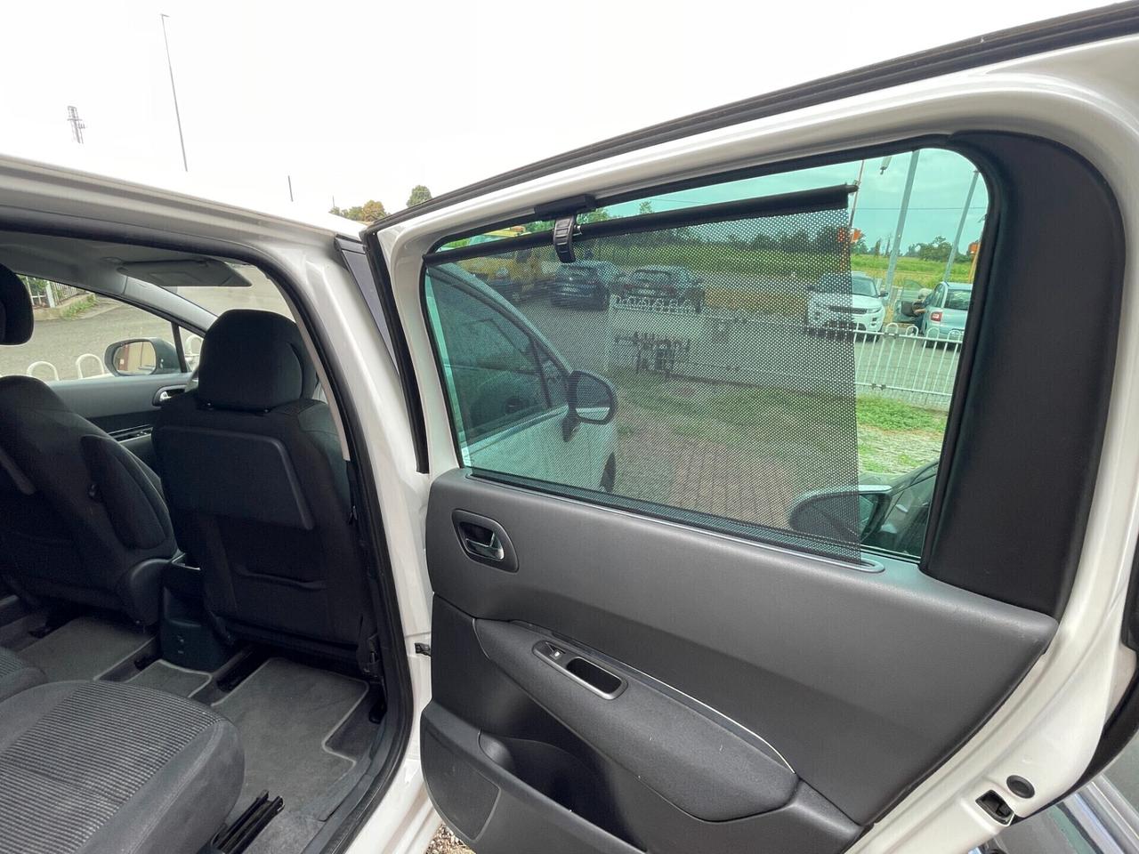 Peugeot 5008 BlueHDi 120 S&S Business
