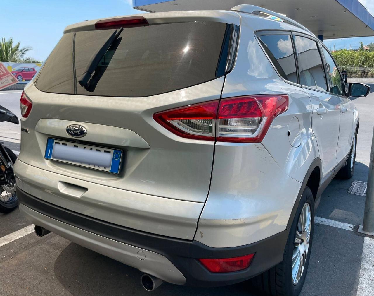 Ford Kuga 2.0 TDCI 140 CV 4WD Titanium