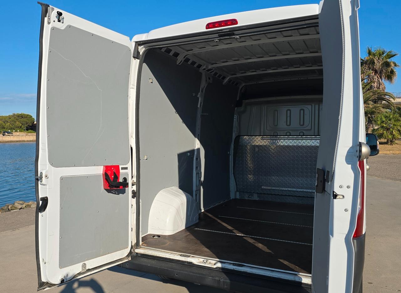 Fiat Ducato 35 2.2 Mjt 140CV PL Cassonato