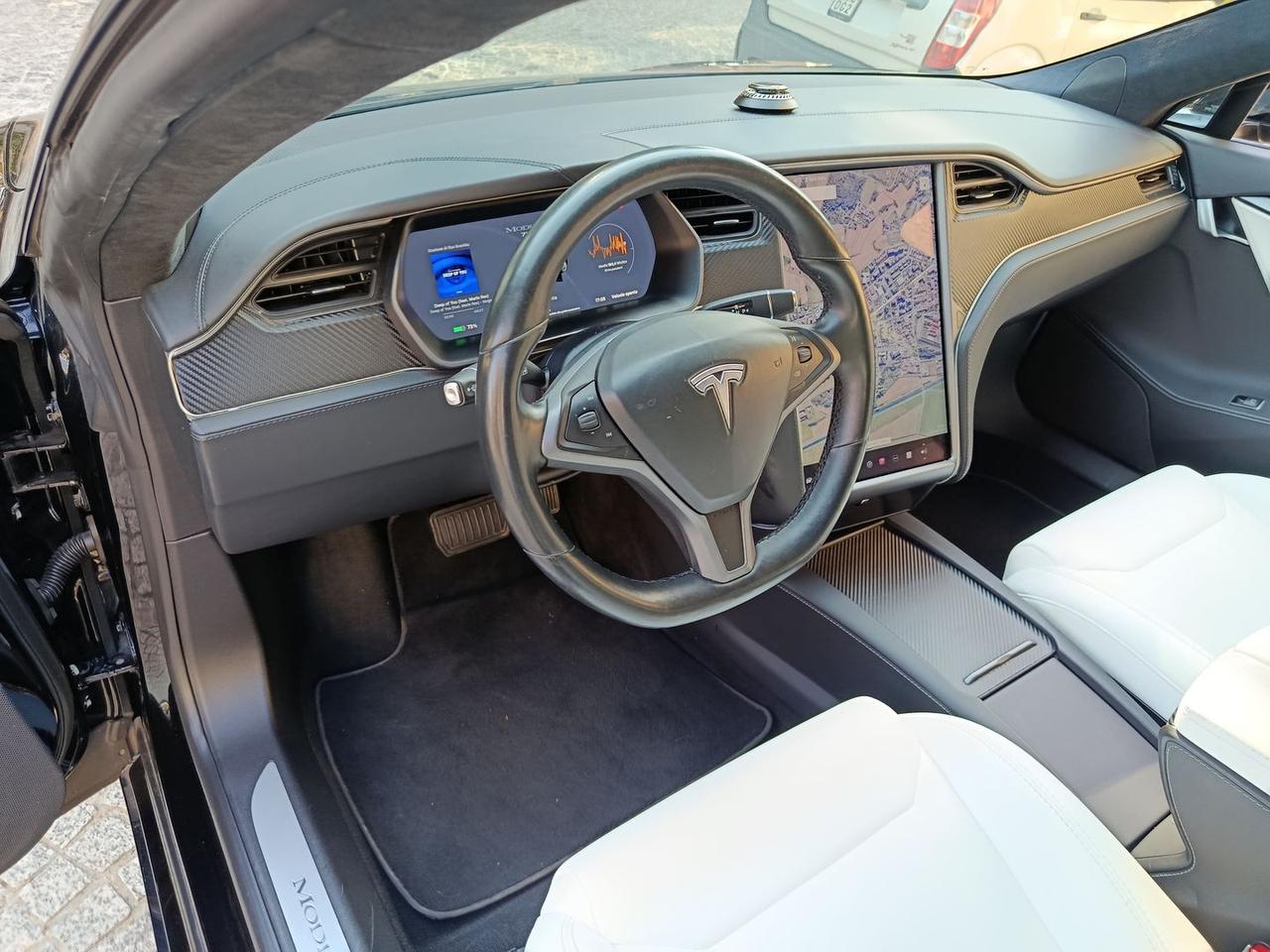 Tesla Model S 60d #6106