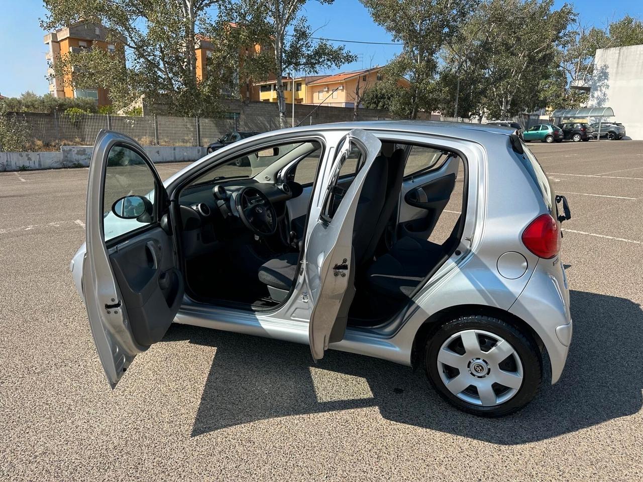 Toyota Aygo 1.0 12V VVT-i 5 porte