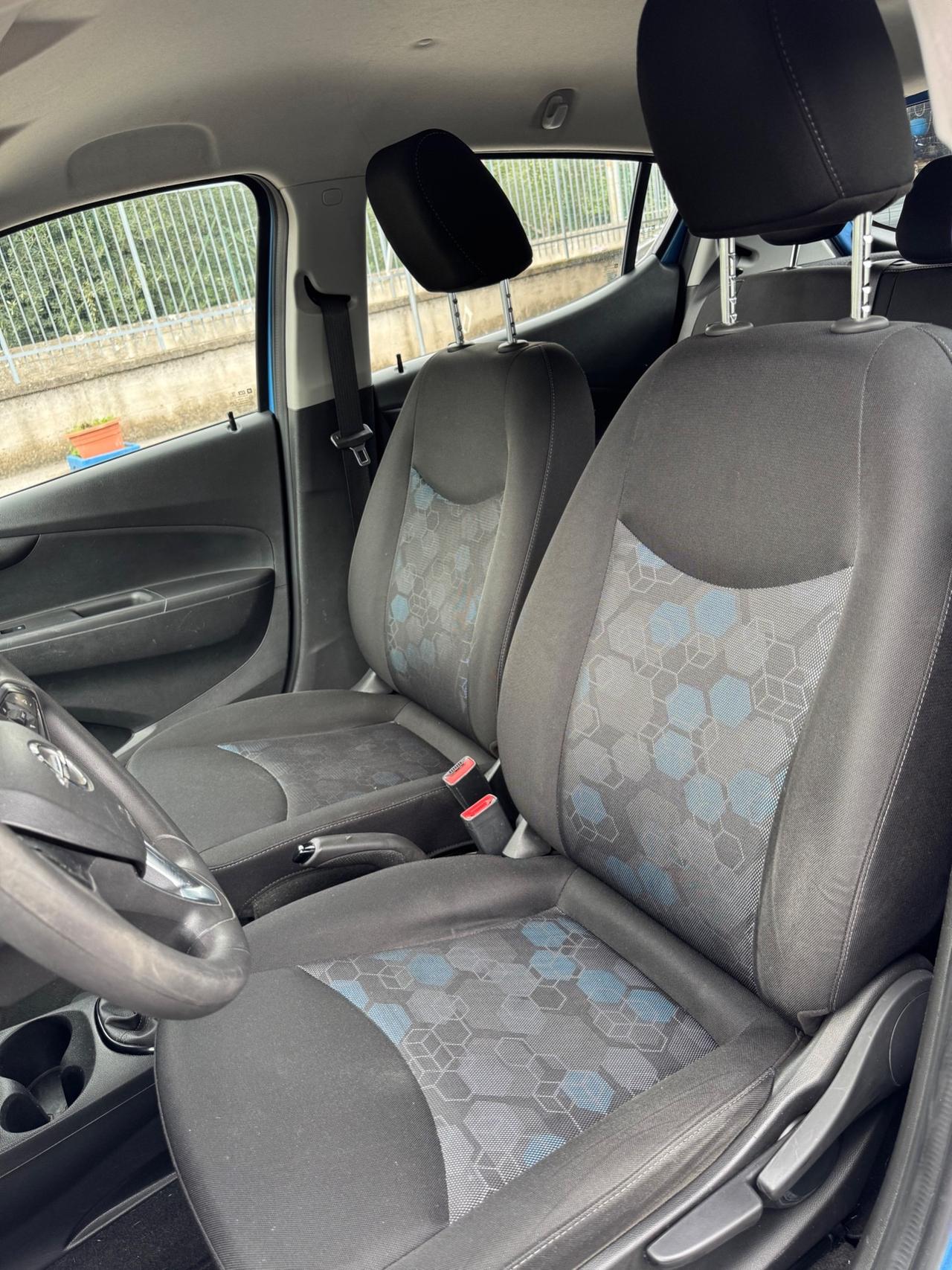 Opel Karl Rocks 1.0 75 CV 2018