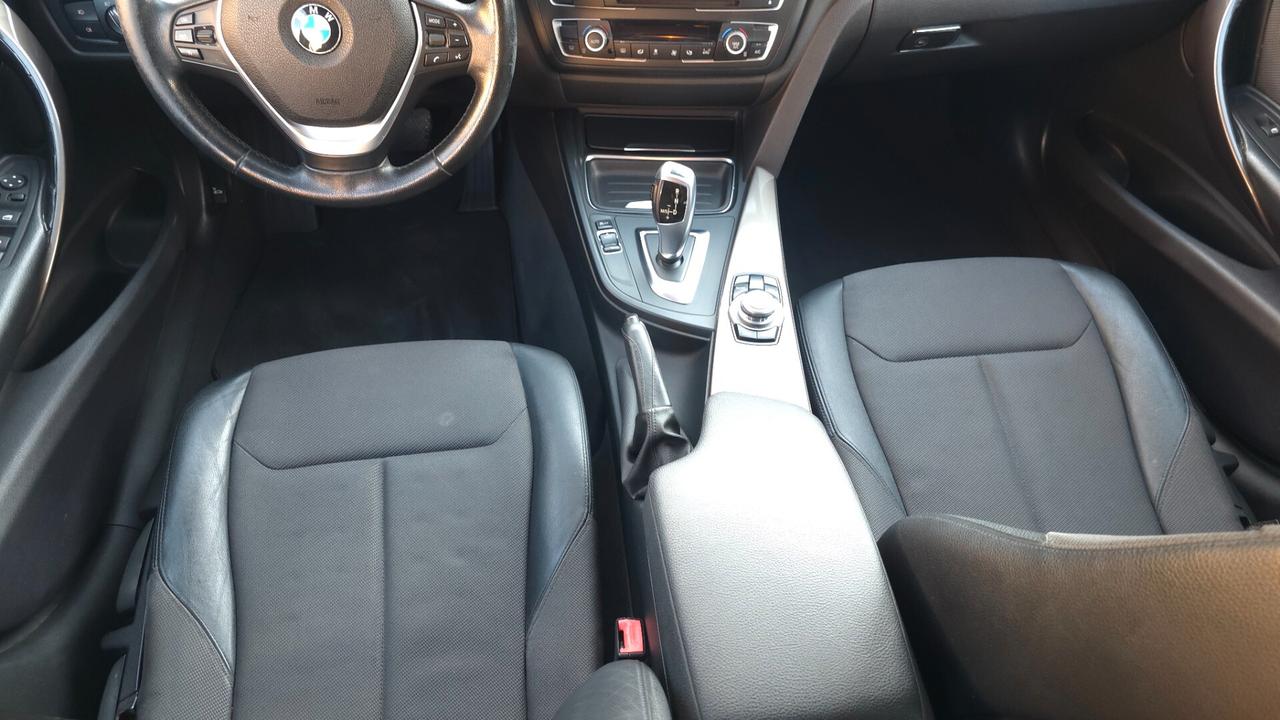 Bmw serie 3 - 318d - Led Navi Automatic