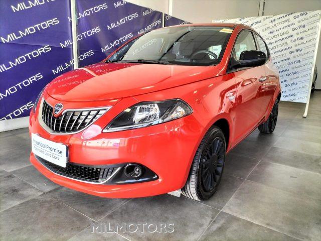 LANCIA Ypsilon 1.0 FireFly 5 porte S&S Hybrid Ecochic Silver