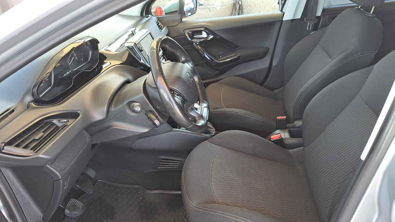 Peugeot 208 BlueHDi 75 5 porte Allure