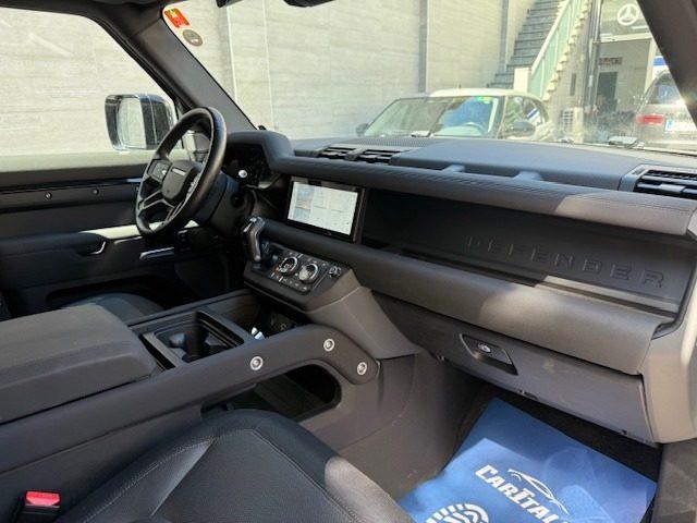 LAND ROVER Defender 110 3.0D I6 200 CV AWD Auto X-Dynamic SE AUTOCARRO