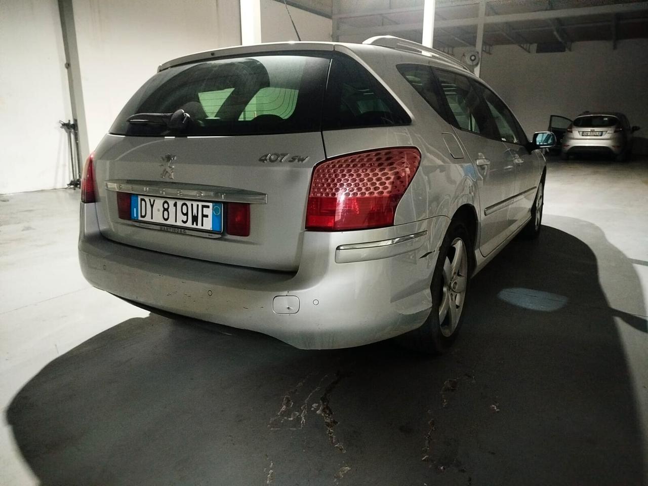 Peugeot 407 2.0 HDi SW Ciel Business