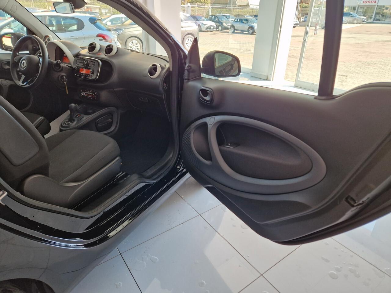 Smart ForTwo EQ Youngster