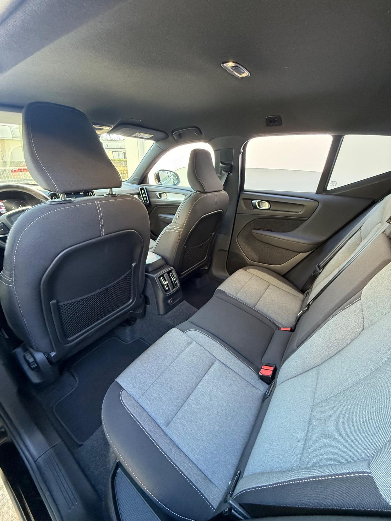 Volvo XC40 T4 1.5 Plug-in Hybrid 2023 50 KM ELETTRICO