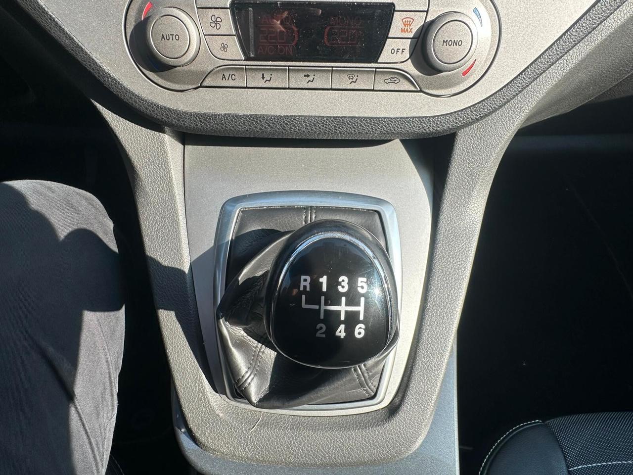 Ford Kuga 2.0 TDCi 136 CV 4WD Titanium DPF