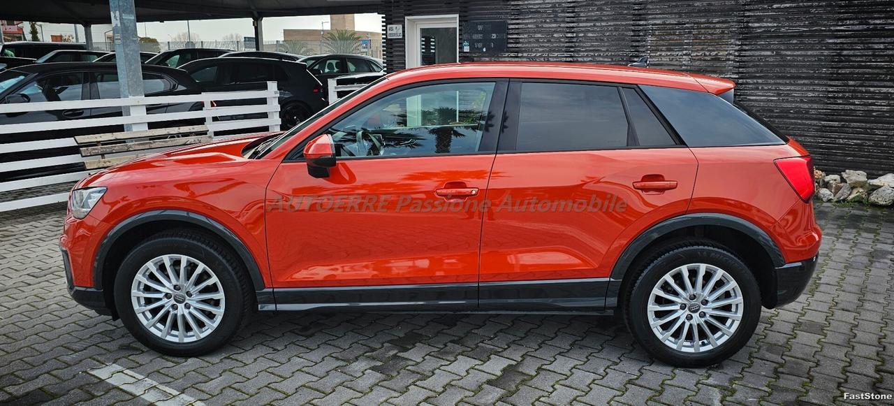 Audi Q2 40 TFSI quattro S tronic Business