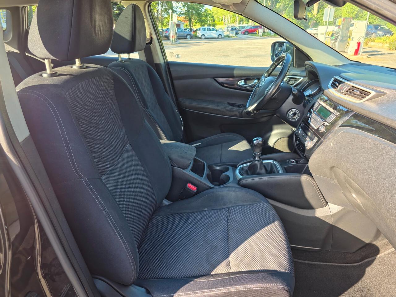 Nissan Qashqai 1.6 dCi 4WD Tekna 2016-E6B Manuale 4x4 NEO