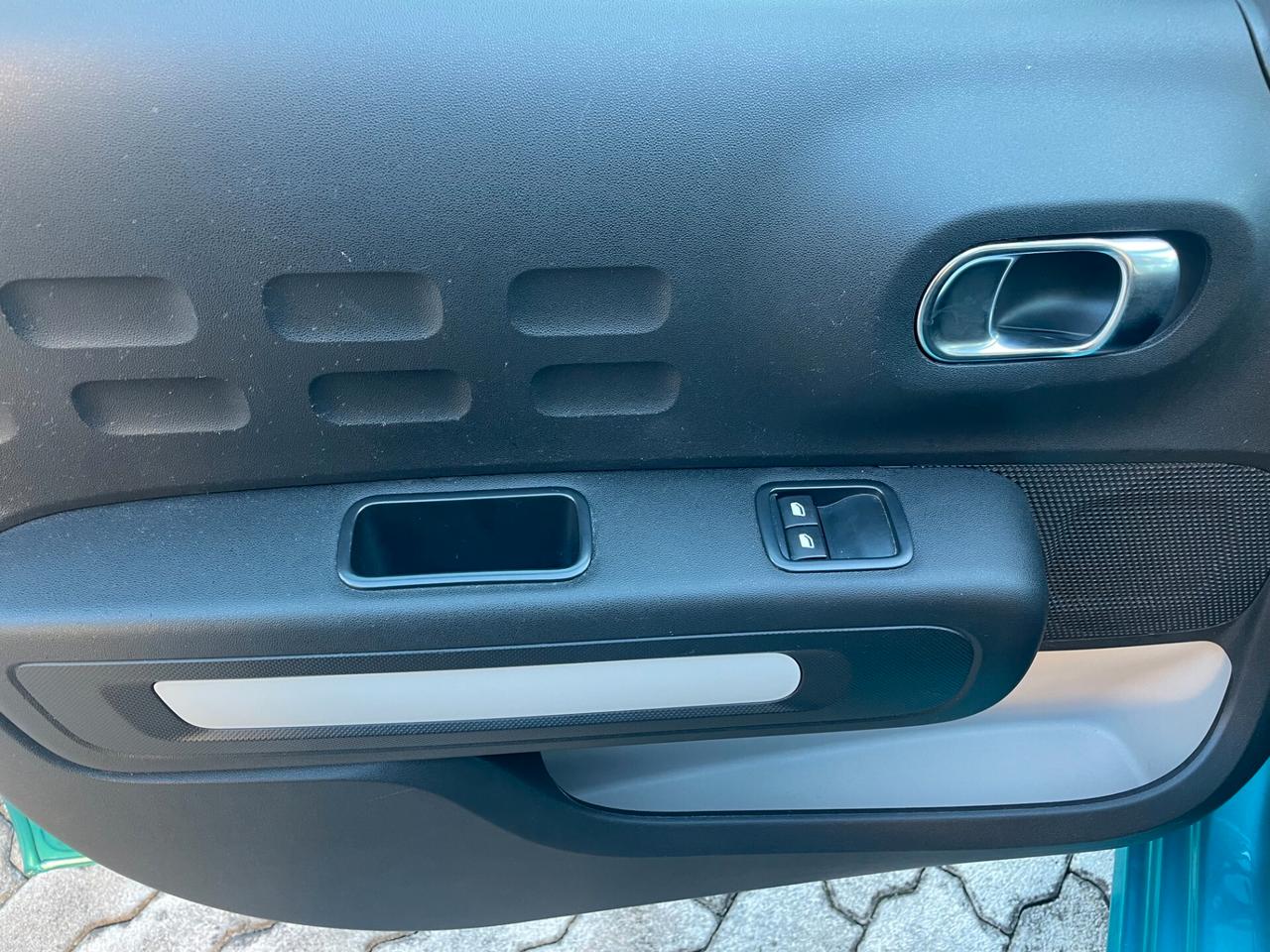 Citroen C3 PureTech 83 S&S Live NO CLIMA IDONEA NEOPATENTATI