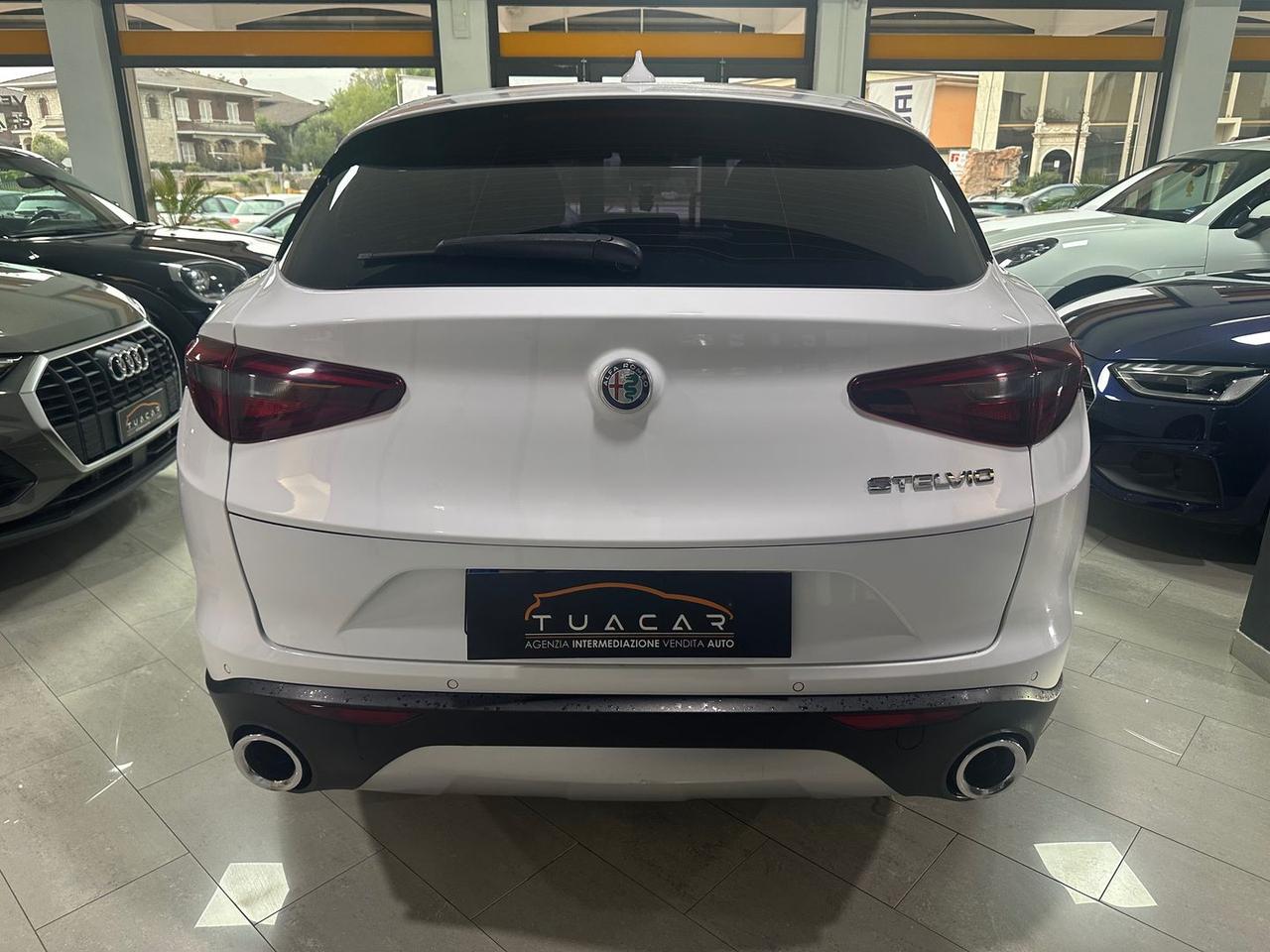 Alfa Romeo Stelvio Business 2.2 #7078