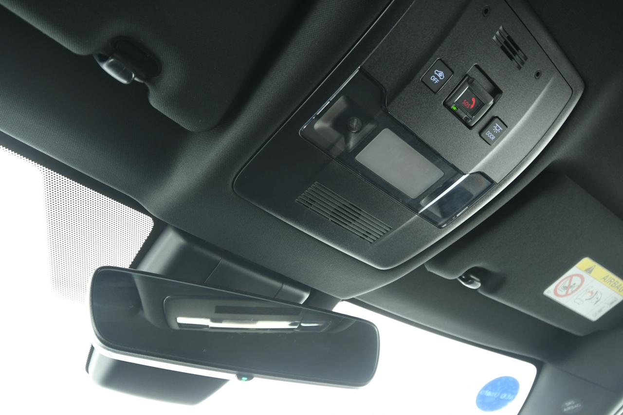 LEXUS UX 250h 2.0 Business 2wd cvt CAMERA+ACC+APP CONNECT