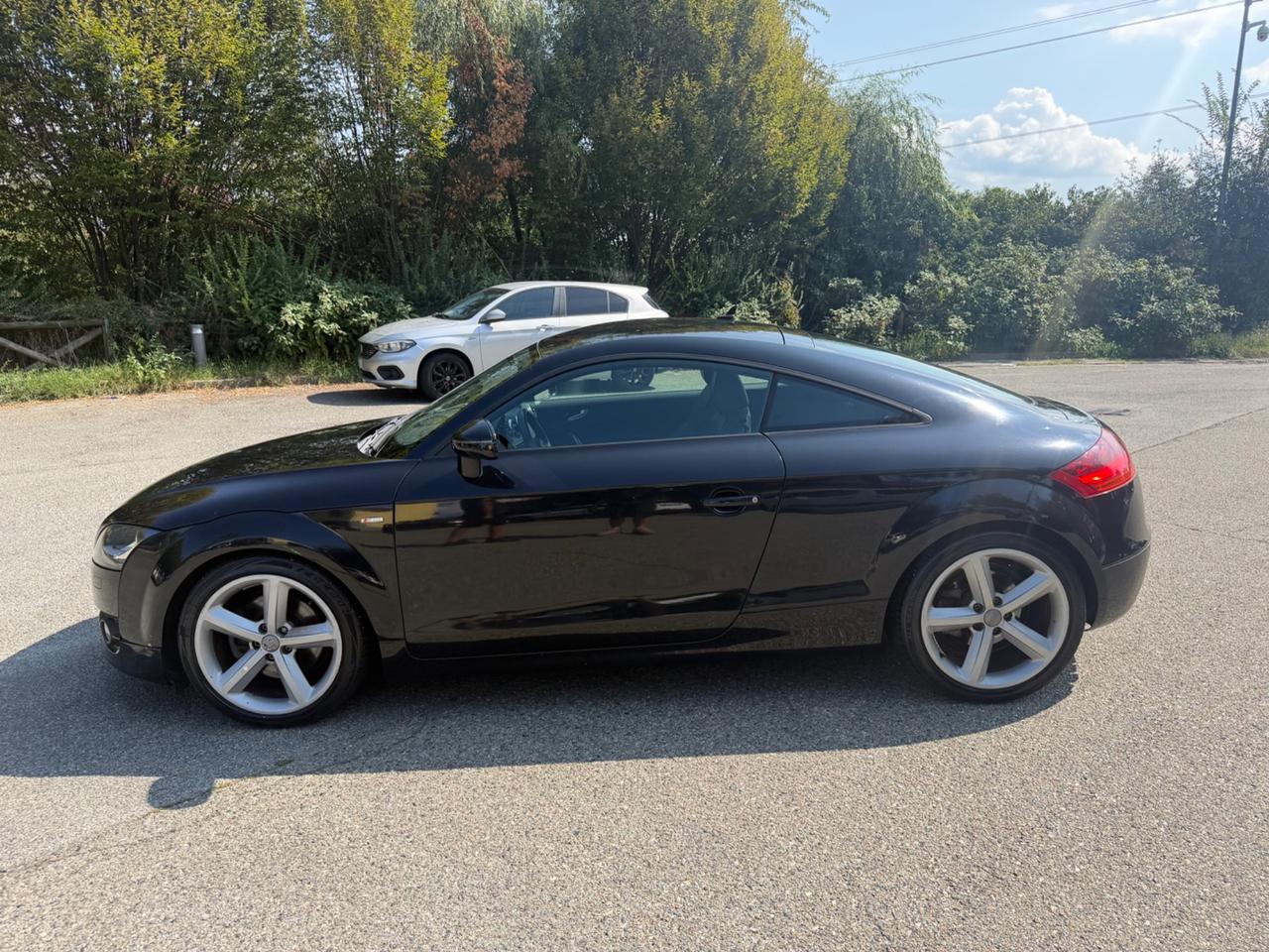 Audi TT Coupé 2.0 TDI quattro Advanced