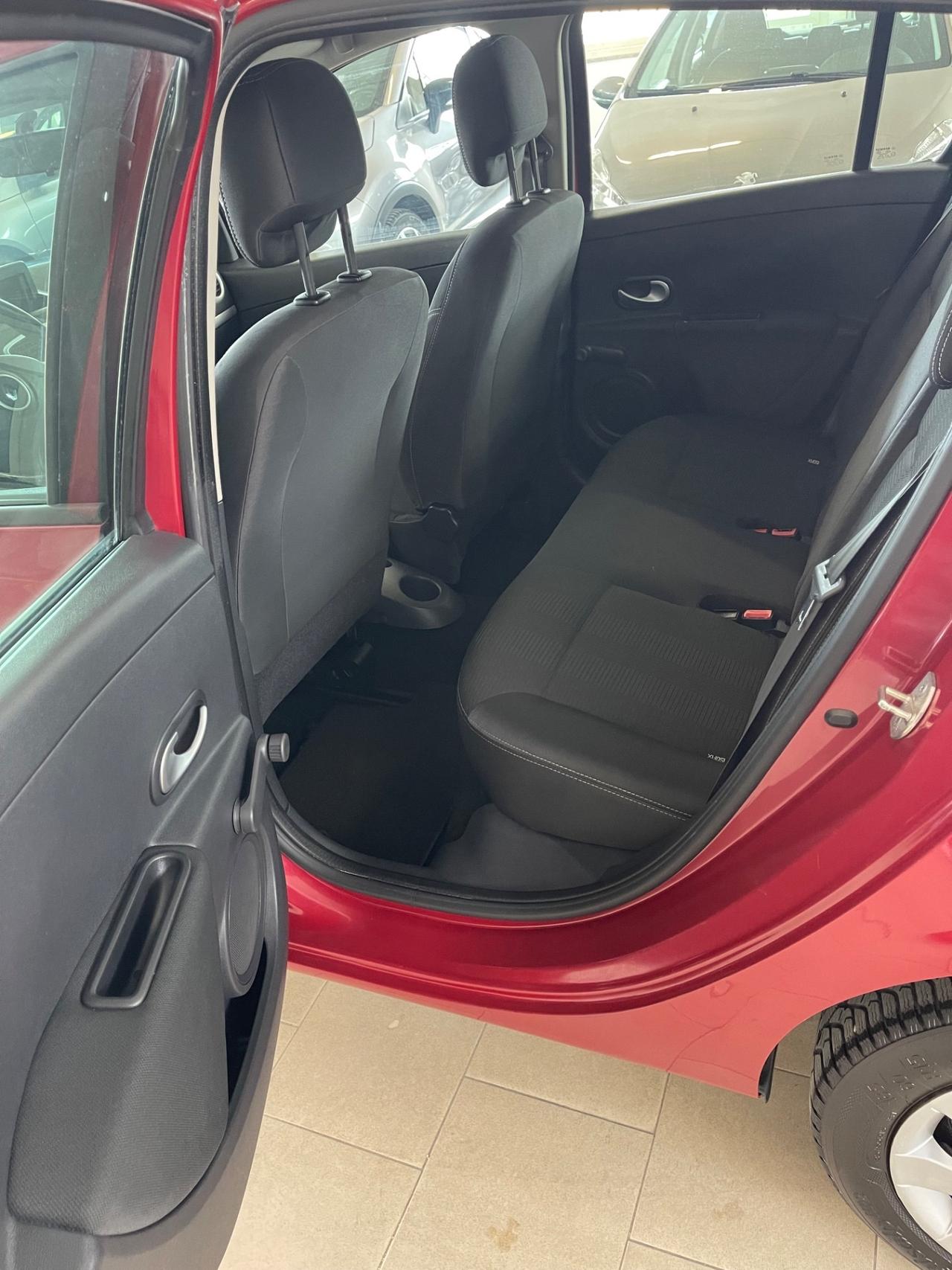 Renault Clio 1.2 16V TCE 105CV 5 porte Live!