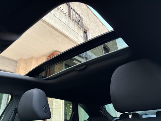 VOLKSWAGEN Taigo 1.0 TSI 116 CV DSG R-Line TETTO APR/PAN