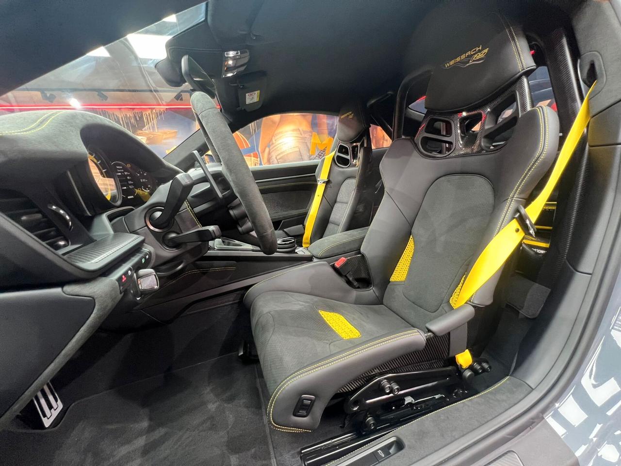 Porsche 992 911 Coupe 4.0 GT3 RS WEISSACH PACK (992)