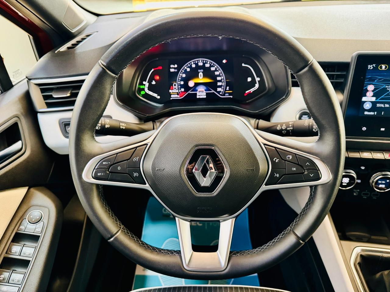 Renault Clio TCe 100 CV GPL Full-LED / Navi / RetroCam.