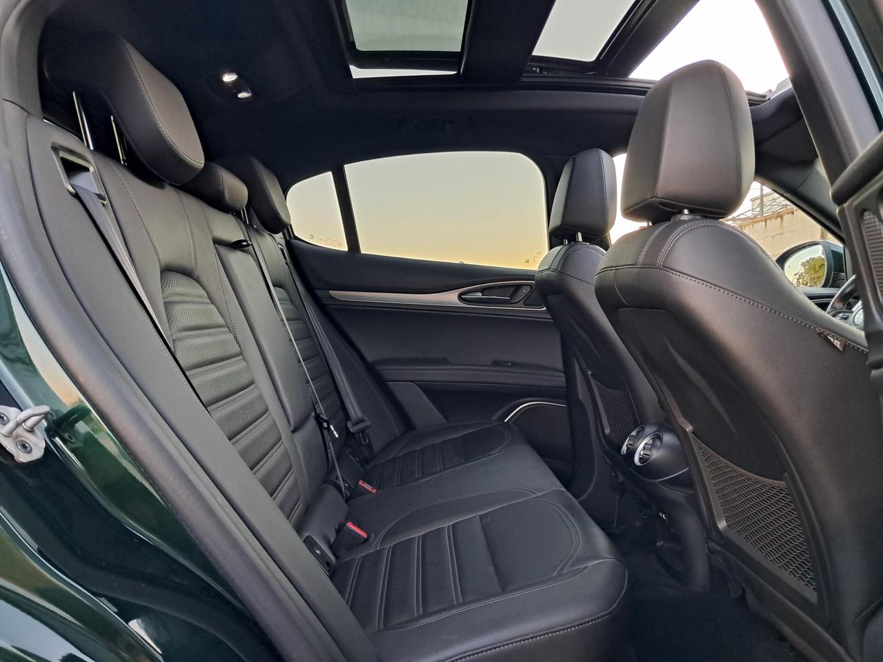 A. R. Stelvio VELOCE-210CV *Q4*TETTO*PELLE*CERCHI21"