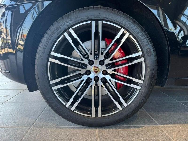 Porsche Macan Turbo Performance Package 440 cv PDK