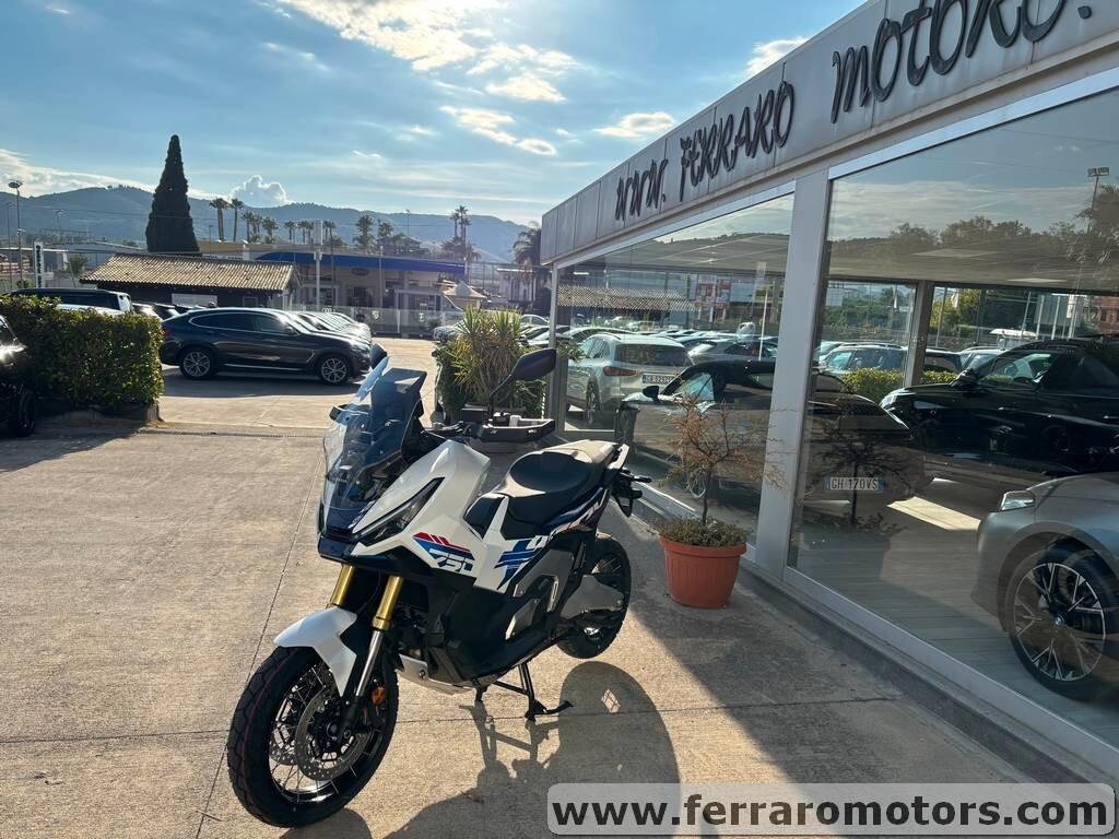 Honda X-ADV 750 limited edition 2025/ KM 0 Tuo a soli 139 Euro al mese