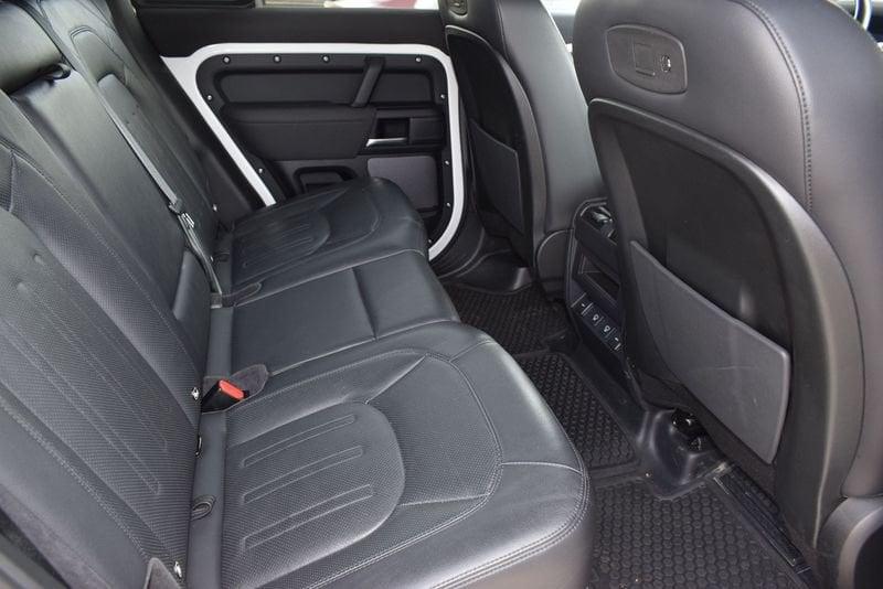 Land Rover Defender 110 3.0D I6 250 CV AWD Auto SE