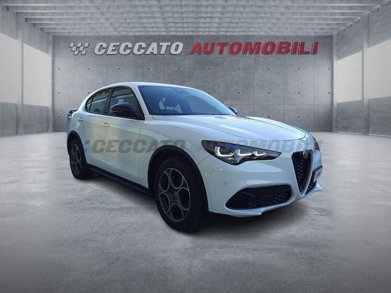 Alfa Romeo Stelvio 2023 2.2 t Sprint Q4 210cv auto