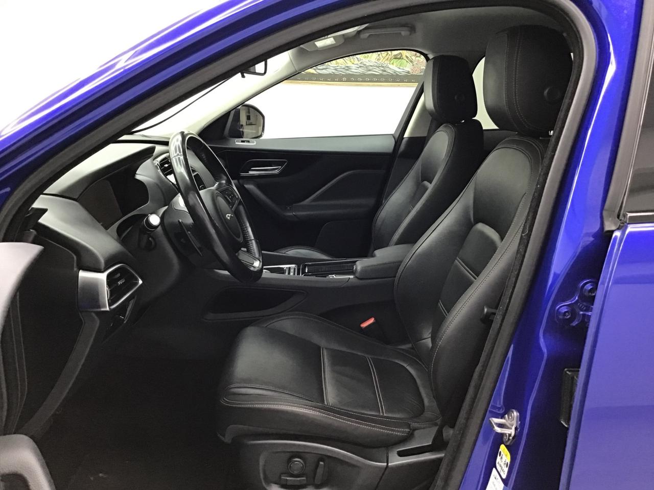 Jaguar F-Pace 2.0 D 180 CV AWD aut. Prestige