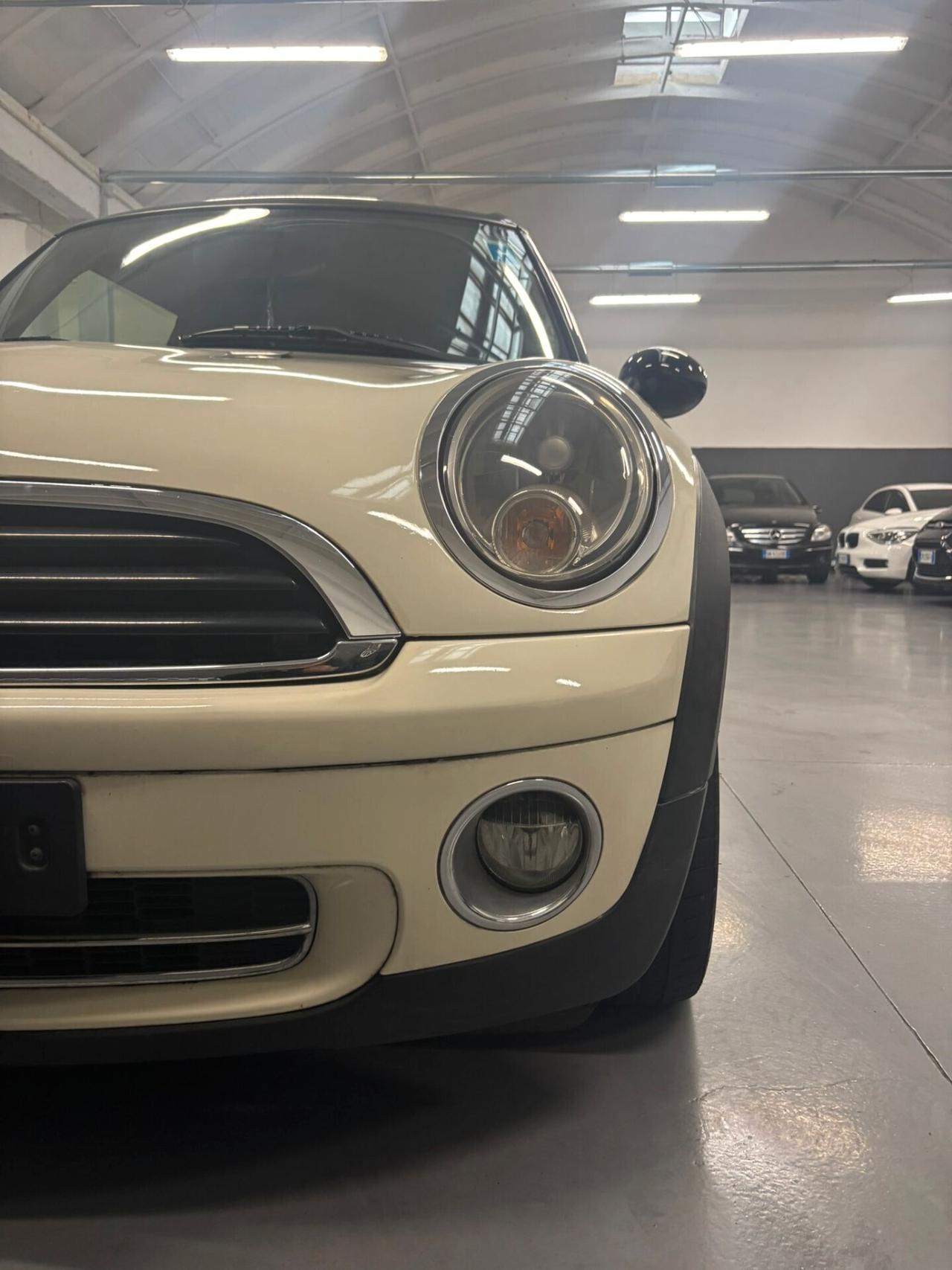 Mini Cooper Clubman 1.6 16V Chili