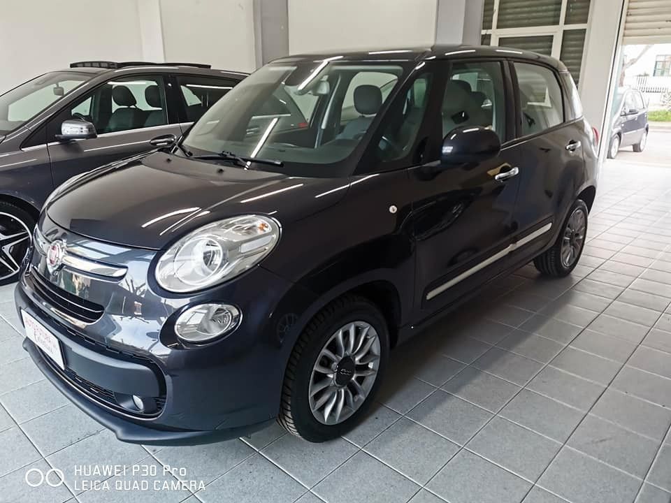 FIAT 500L 1.6 MJT 105CV LOUNGE 2013