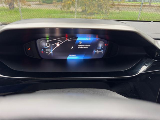 PEUGEOT 408 PureTech 130CV EAT8 Allure NAVI+RETR.