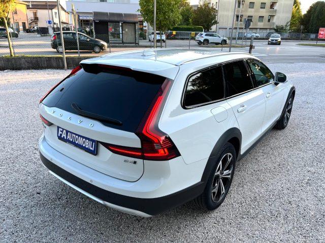 VOLVO V90 Cross Country B4 (d) AWD Geartronic Business Pro