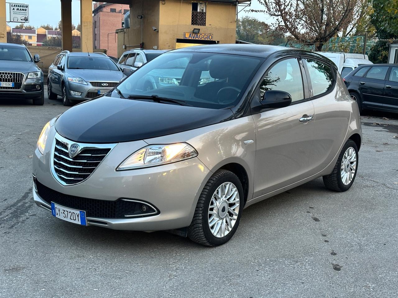 Lancia Ypsilon 1.2 Platinum solo 115mila km