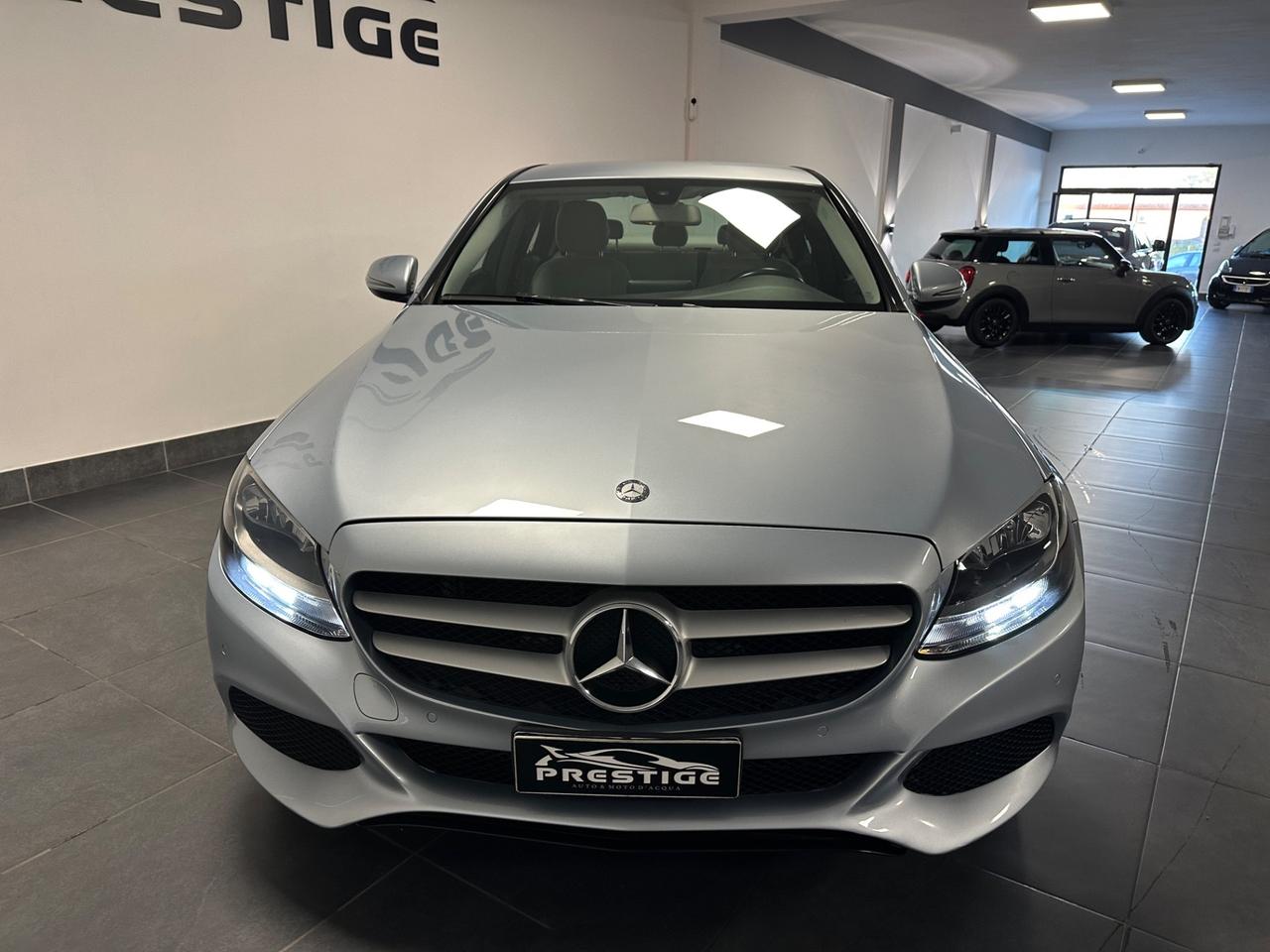 MERCEDES-BENZ C180D SPORT BERLINA 116CV AUTOMATICO