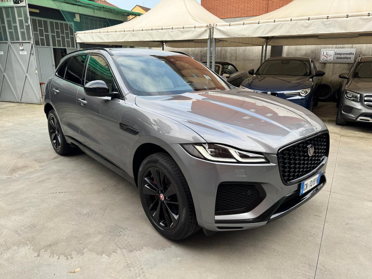 Jaguar F-Pace 2.0 D 204 CV AWD aut. R-Dynamic Black