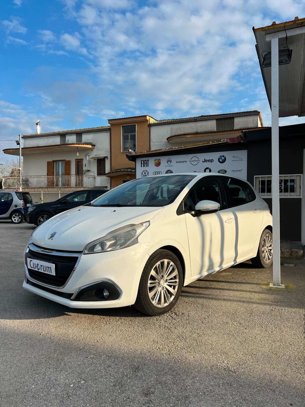 Peugeot 208 BlueHDi 75 5 porte Allure
