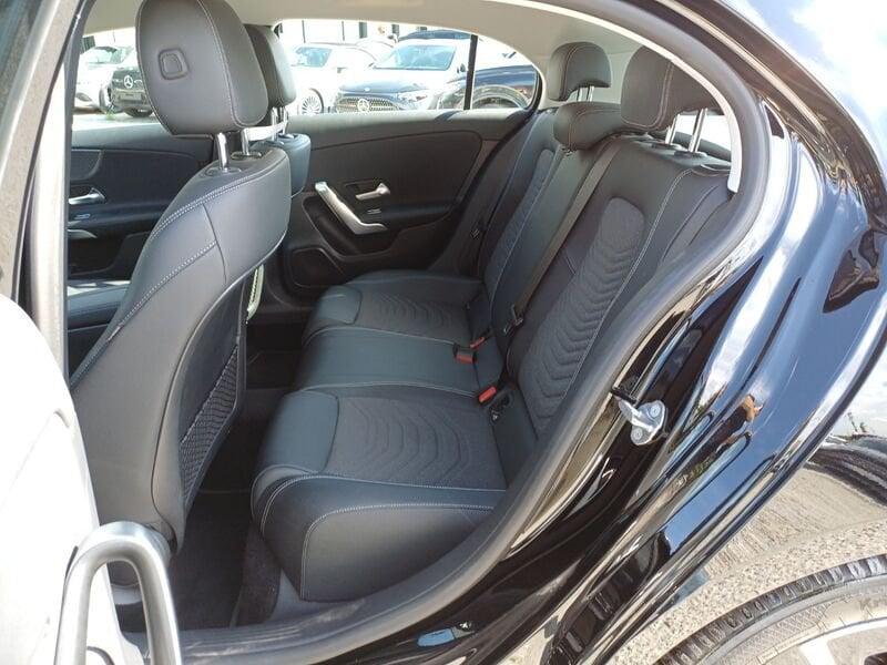 Mercedes-Benz Classe A A 180 d Progressive Advanced