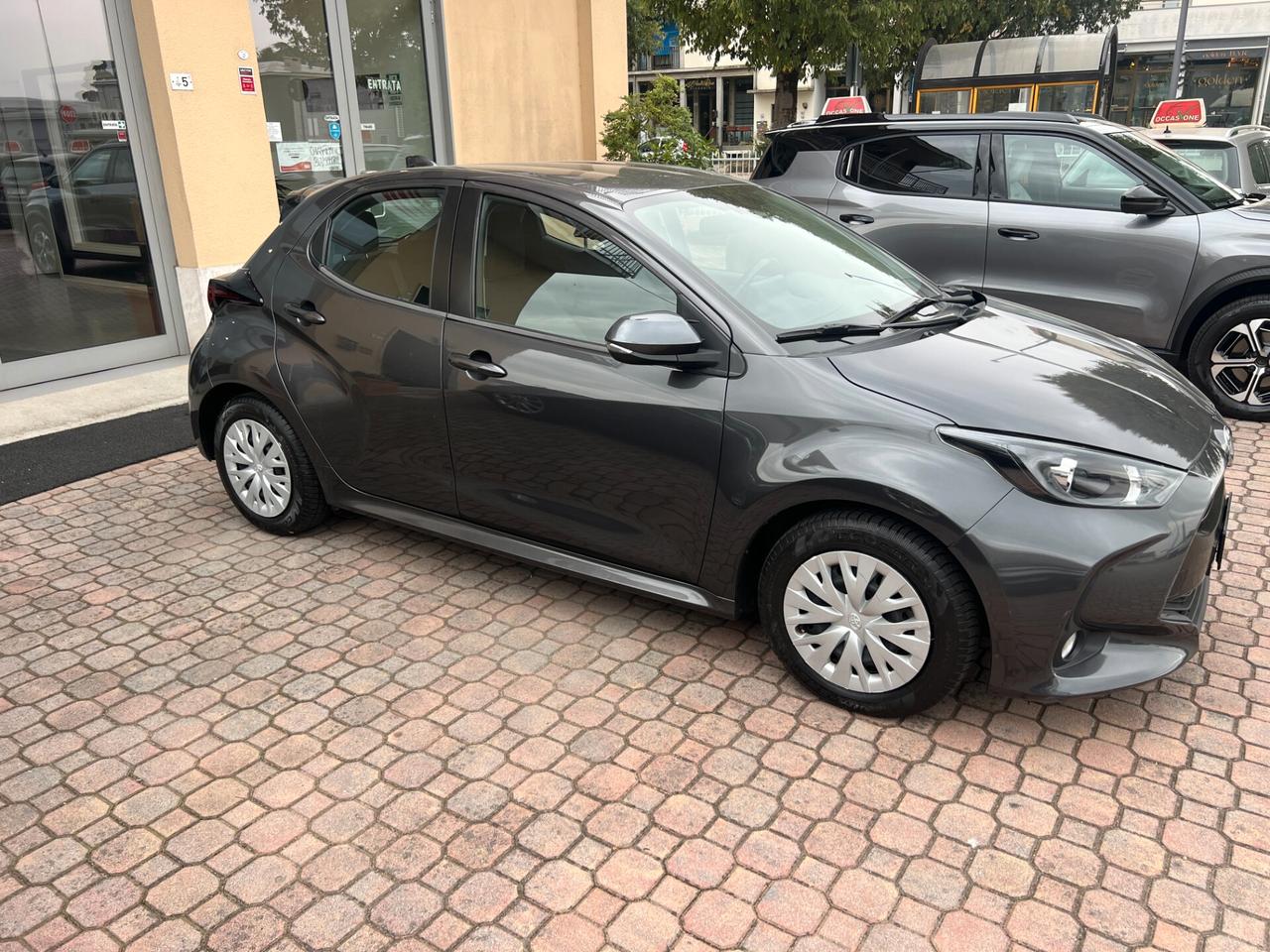 Toyota Yaris 1.5 Hybrid 5 porte Active