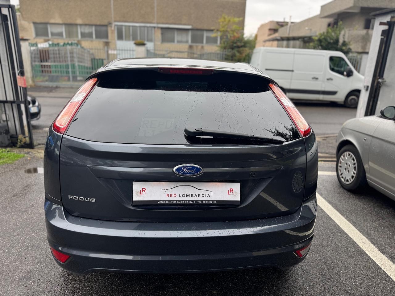 Ford Focus 1.6 (115CV) 5p. Bz.- GPL Titanium