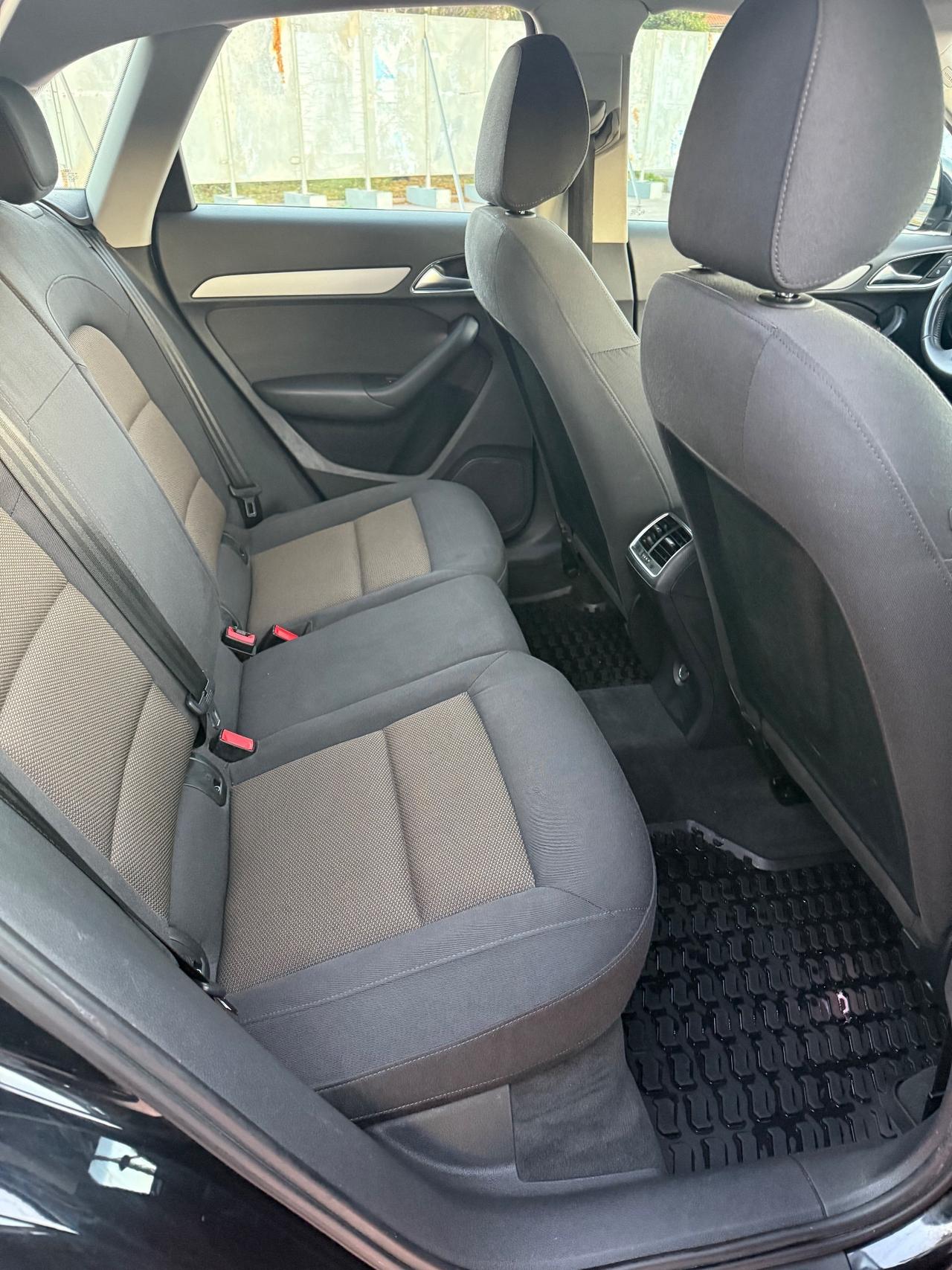 Audi Q3 2.0 TDI quattro S tronic Line Edition